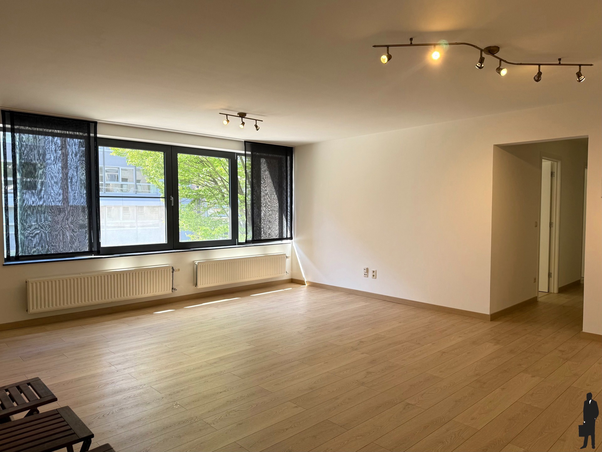 Instapklaar en lichtrijk 3-slaapkamer appartement met terras  - foto 3