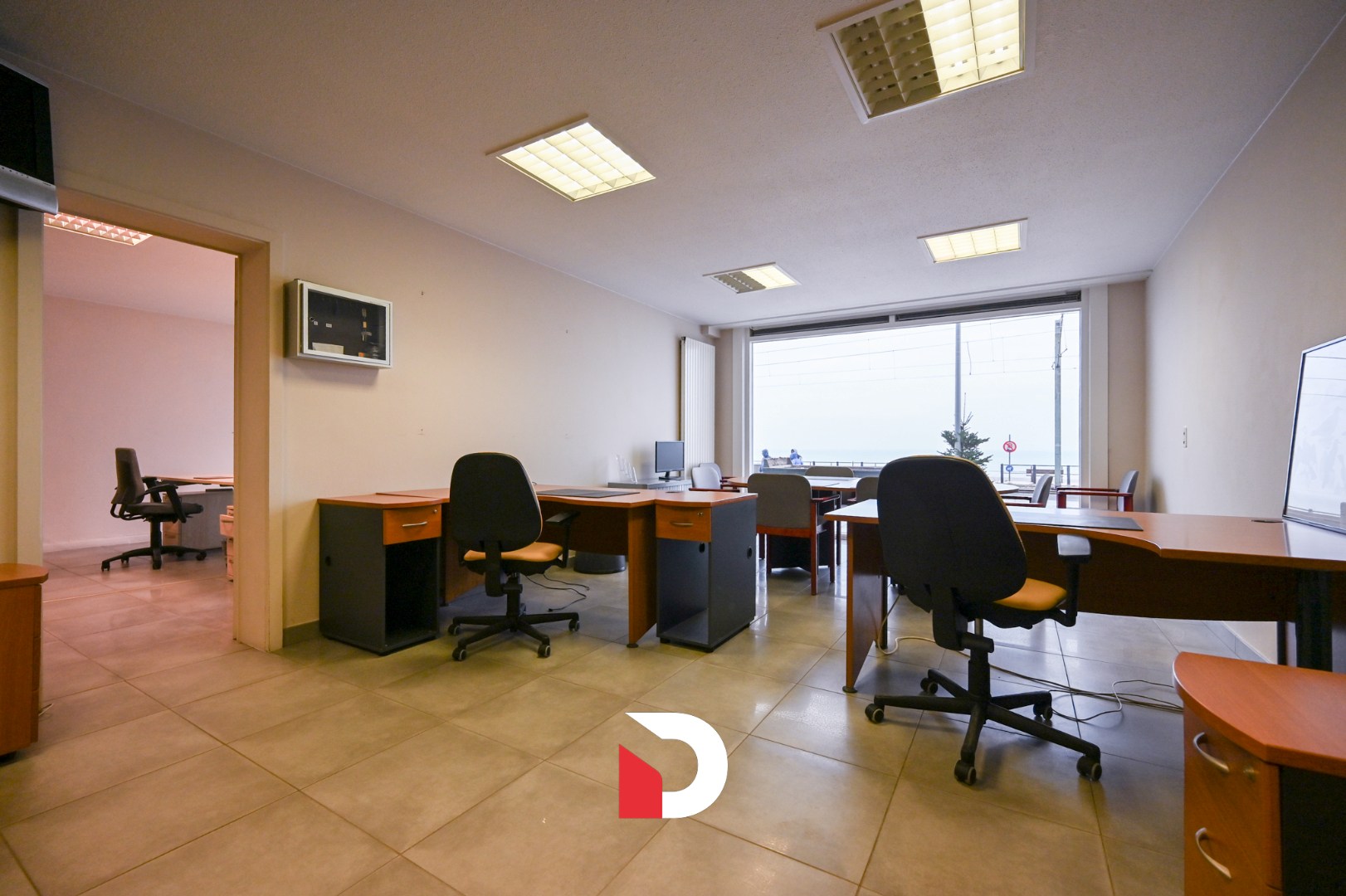 Handelsruime/Kantoor op de Zeedijk te Middelkerke - foto 3