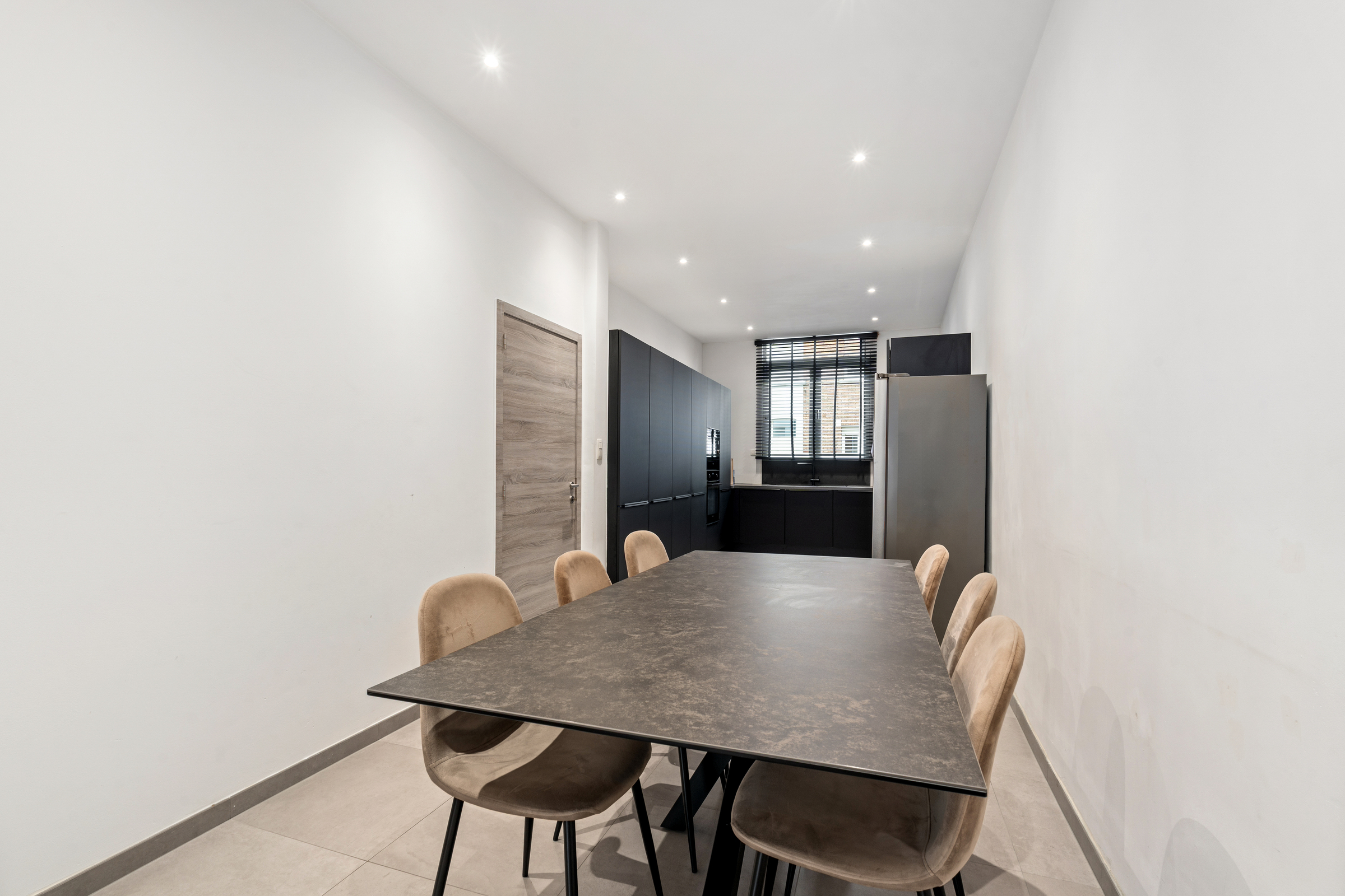 Gerenoveerde - instapklare woning met gezellige patio - foto 4