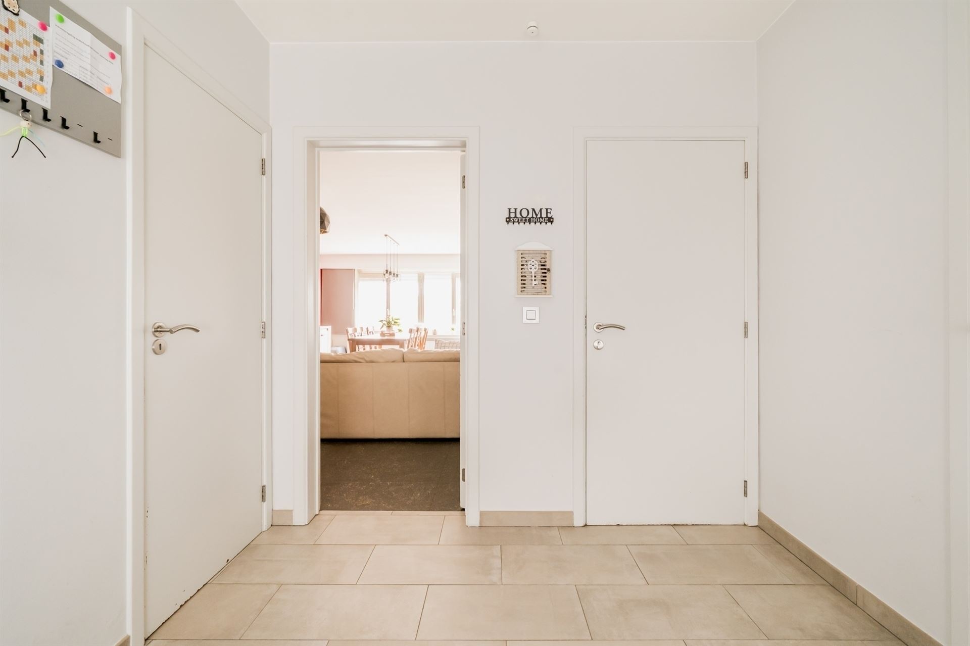 Instapklaar 2-slpk app met terras en garage (+€ 25.000) - foto 5