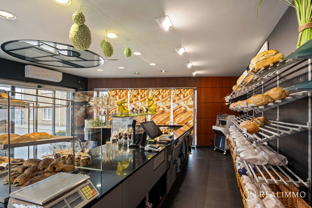 Veelzijdig handelspand met woonst op topligging in hartje Moen - foto 5