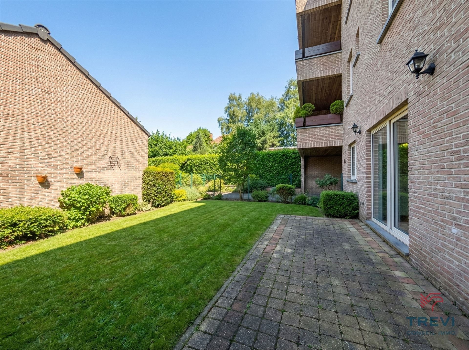 Magnifique rez-de-chaussée 2 ch avec jardin et garage - photo 3