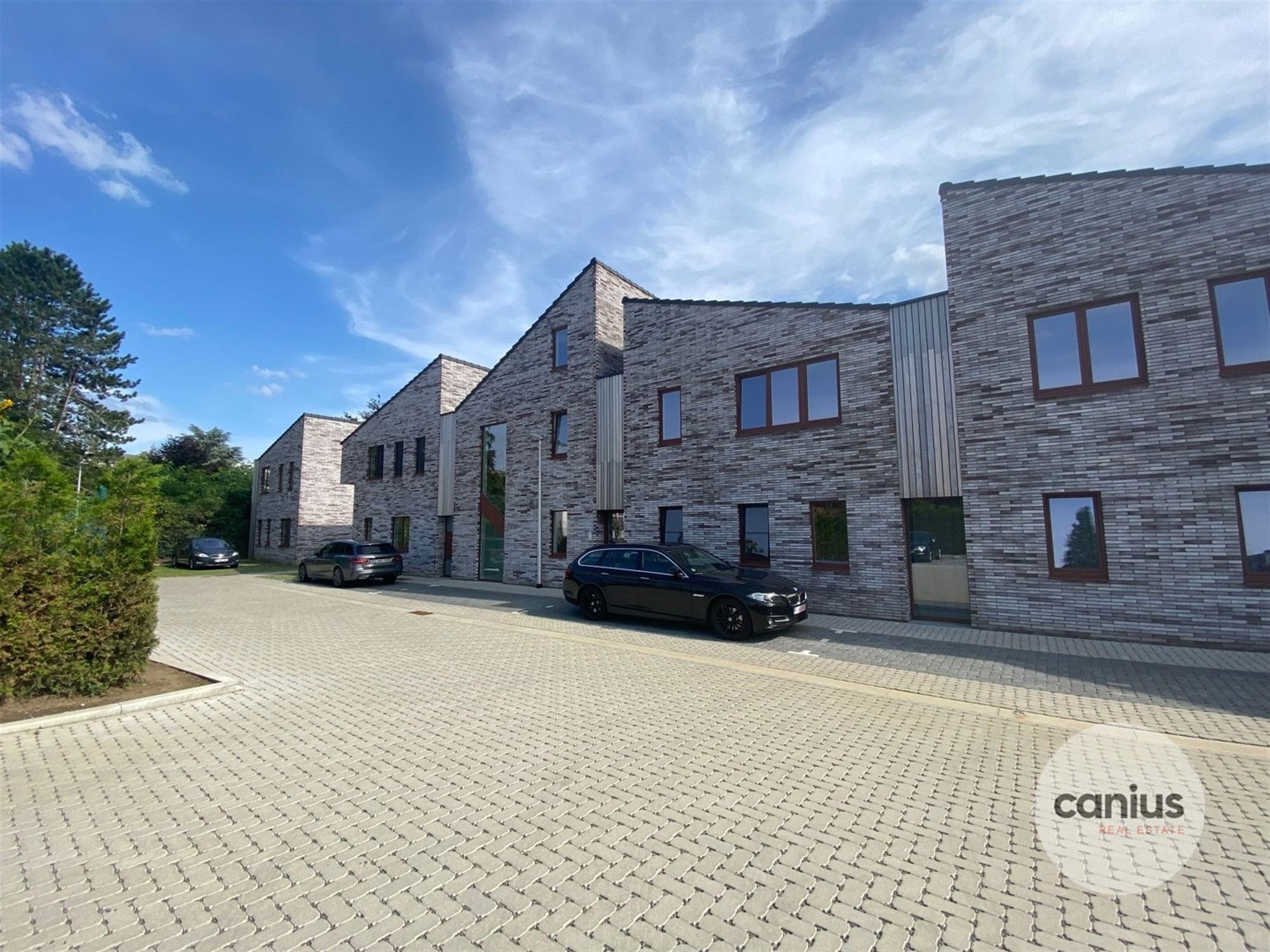 HEDENDAAGSE DUPLEX, 2SLKS + TERRAS, PARKING &amp; BERGING - foto 1