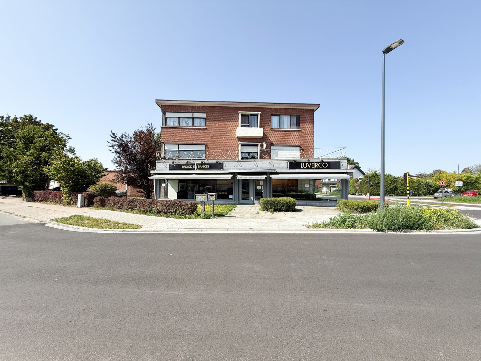 Handelszaak op commerciële toplocatie - foto 2