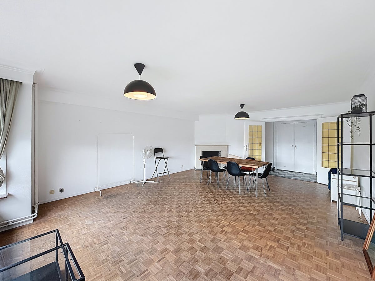 Lichtrijk appartement met terras aan het bruisende Gent Zuid - foto 2