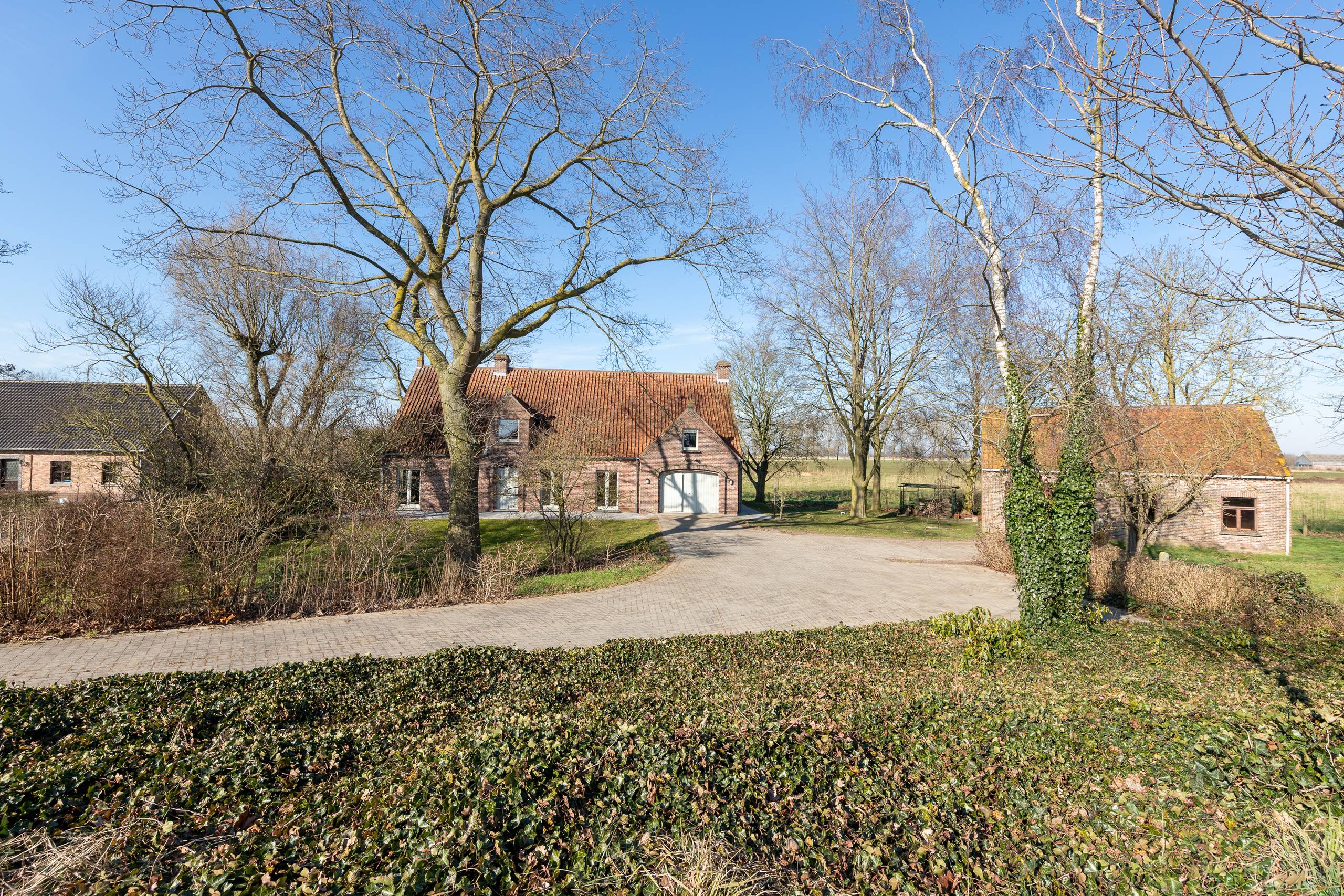EXCLUSIEVE WONING MET BOOMGAARD IN SINT-LAUREINS (2,526 m²) - foto 5