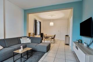 Deze charmante woning is gelegen in Kesselt. Een dorp gelegen in de gemeente Lanaken dat een goede uitvalsbasis is naar alle voorzieningen...