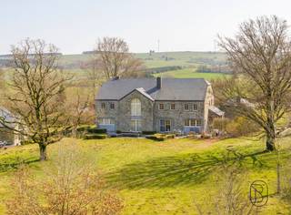 Casa Cozy Ode – Luxe, rust & panoramisch verzicht in de Ardennen. Droomt u van een plek waar comfort, stijl en natuur samenkomen? Casa Cozy Ode...