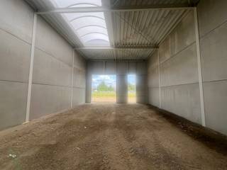 Nieuw bedrijvenpark "Stadsbeemd", ontwikkeld door Tuaka Developers, gelegen op de industriezone in Halen, vlakbij de op- en afrit van de E314 en...