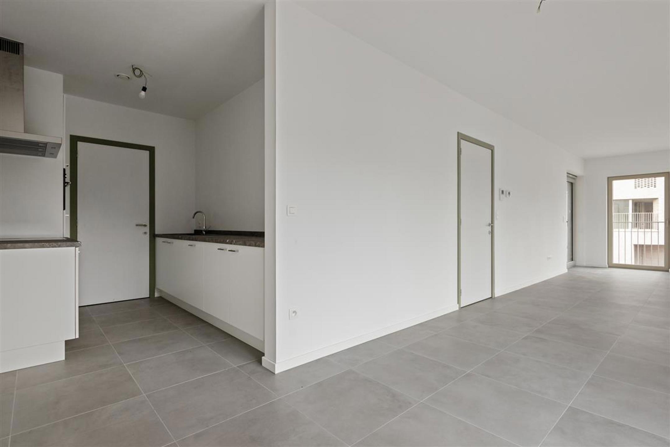 Energiezuinig appartement met 2 slaapkamers, parking + berging  - foto 2