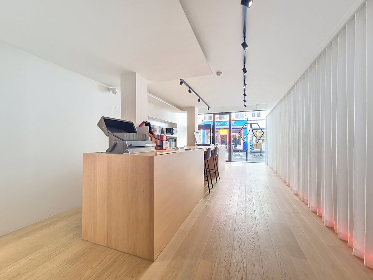 Uitstekend gelegen handelsruimte (102 m²) te huur in Gent - foto 1