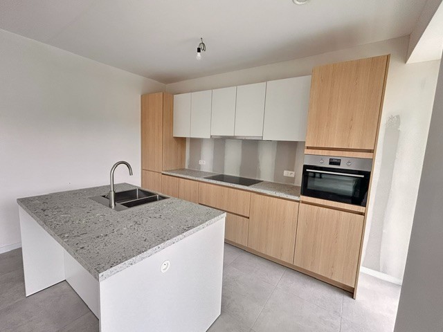 Nieuwbouw appartement met 2 slaapkamers nabij centrum Genk - photo 4