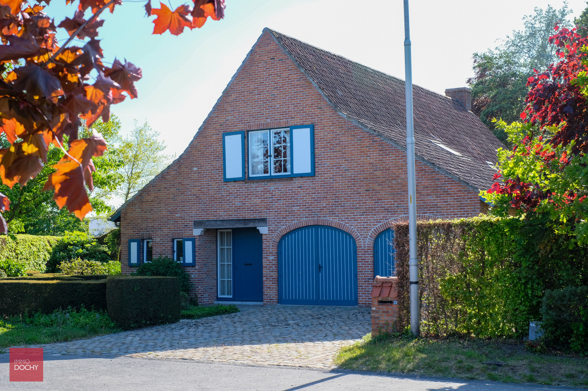 Zeer rustig en residentieel gelegen verzorgde villa - foto 4