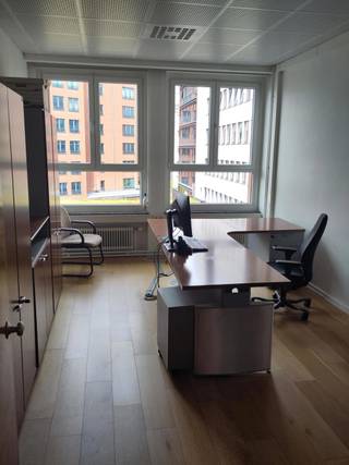 <p>Located on Avenue de la Joyeuse Entrée in Etterbeek, close to the <strong>European Quarter</strong>, this <strong>480 m² office floor</strong> benefits from a strategic location with excellent accessibility by public transport and major road connections.<span></span></p>
<p>The space is fully partitioned and offers a functional layout with approximately <strong>12 private offices</strong>, allowing for a quick move-in and a comfortable working environment for your teams.</p>
<p>The area provides an attractive professional setting, close to European institutions, shops, restaurants and all daily amenities.</p>
<p>Available under a lease until <strong>December 2028</strong>.</p>
<p>Charges include <strong>water, gas, electricity, fire insurance and property tax</strong>. No other charges to add.</p>