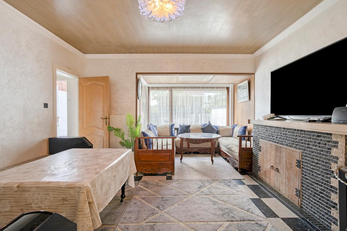 Huis met 3 slaapkamers in de Sint-Elisabethwijk te Kortrijk - foto 5