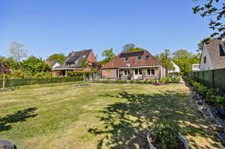 Ben je op zoek naar een woning waar rust, comfort en duurzaamheid samenkomen? Deze recente villa, gelegen in een uiterst begeerde en rustige...