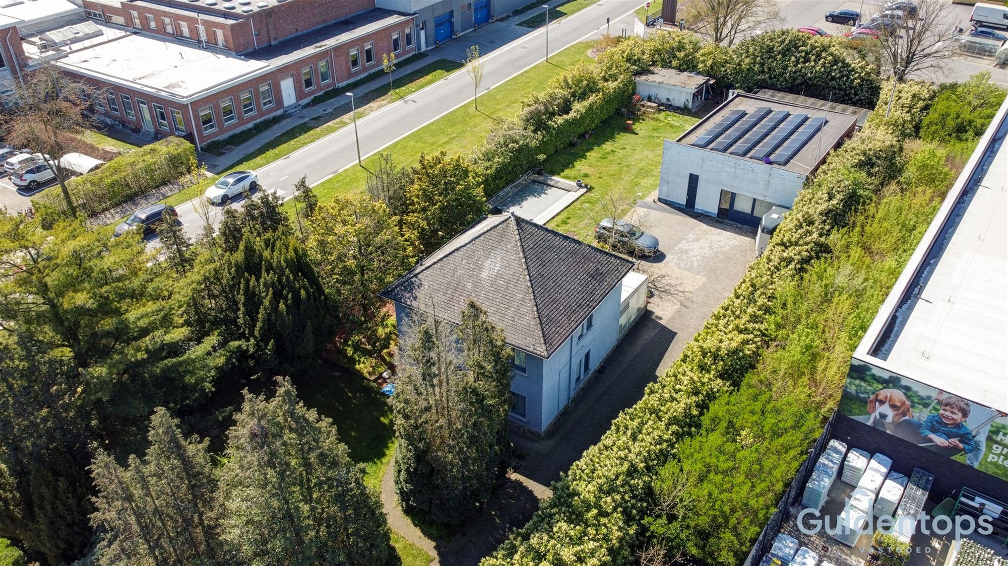 Vrijstaande woning met atelier op perceel van 1776m2 - foto 4