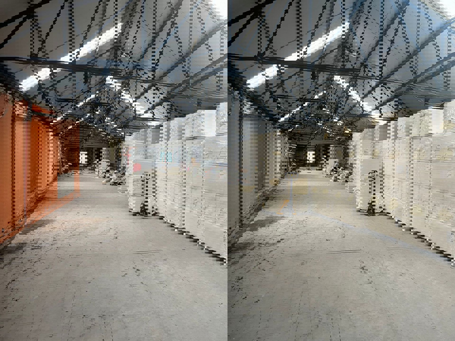 Commercieel pand op zichtlocatie op een drukke verbindingsweg tussen Wijnegem en Mortsel. - foto 2