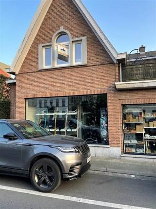Bezoeken kunnen niet telefonisch ingepland worden, huurprofiel is verplicht:Klik op BEZOEK AANVRAGEN op onze website (www.immo-zone.be) en boek...