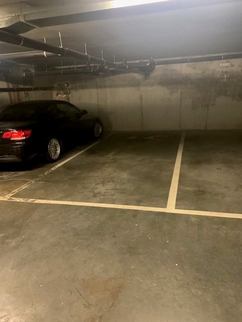 Autostaanplaats TE HUUR in de residentie Het Vijfde Seizoen - foto 4