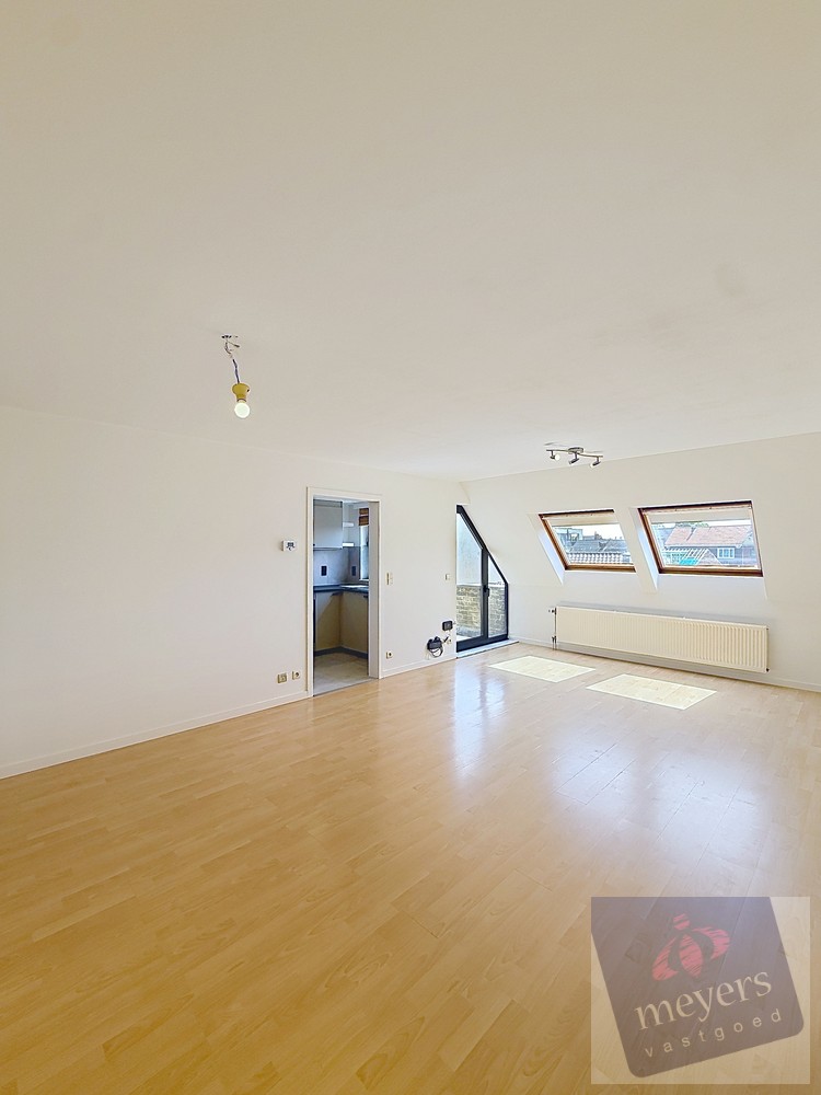 Appartement met 2 slaapkamers, terras en garage te huur in Hasselt - foto 5
