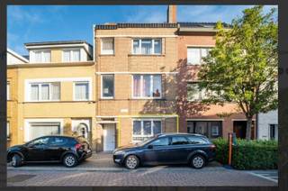° TE HUUR °Gezellig en lichtrijk appartement met tuin te huur op een centrale en tegelijk rustige ligging.Het appartement ligt op het gelijkvloers en...