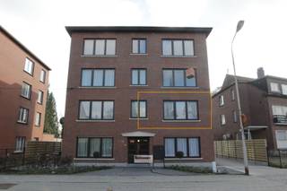Gerenoveerd 2-slaapkamer appartement gelegen vlakbij het centrum van Mariaburg. Het appartement is ingericht als volgt: inkomhal met vestiairekast,...