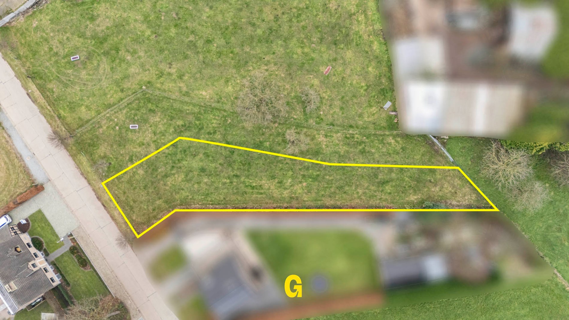 Ruim bouwperceel voor halfopen bebouwing op 9a 96ca te Mopertingen, grenzend aan agrarische zone - foto 3