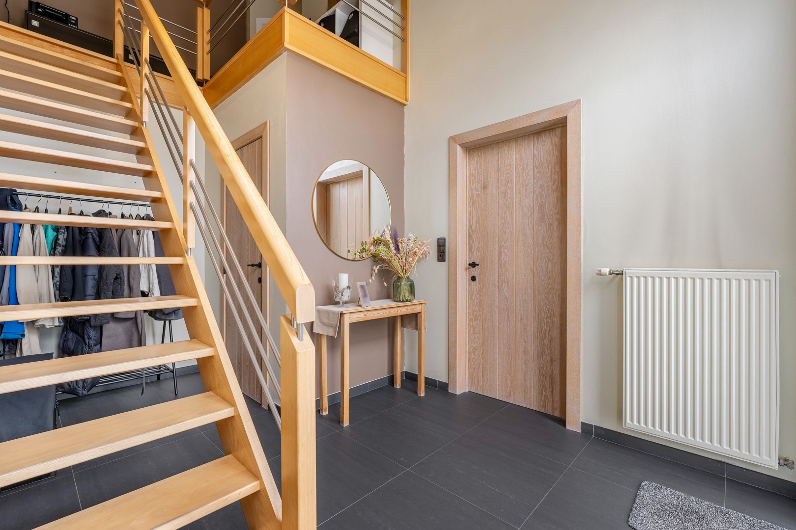 Charmante vrijstaande woning met ruime tuin in de Rozenstraat - foto 2