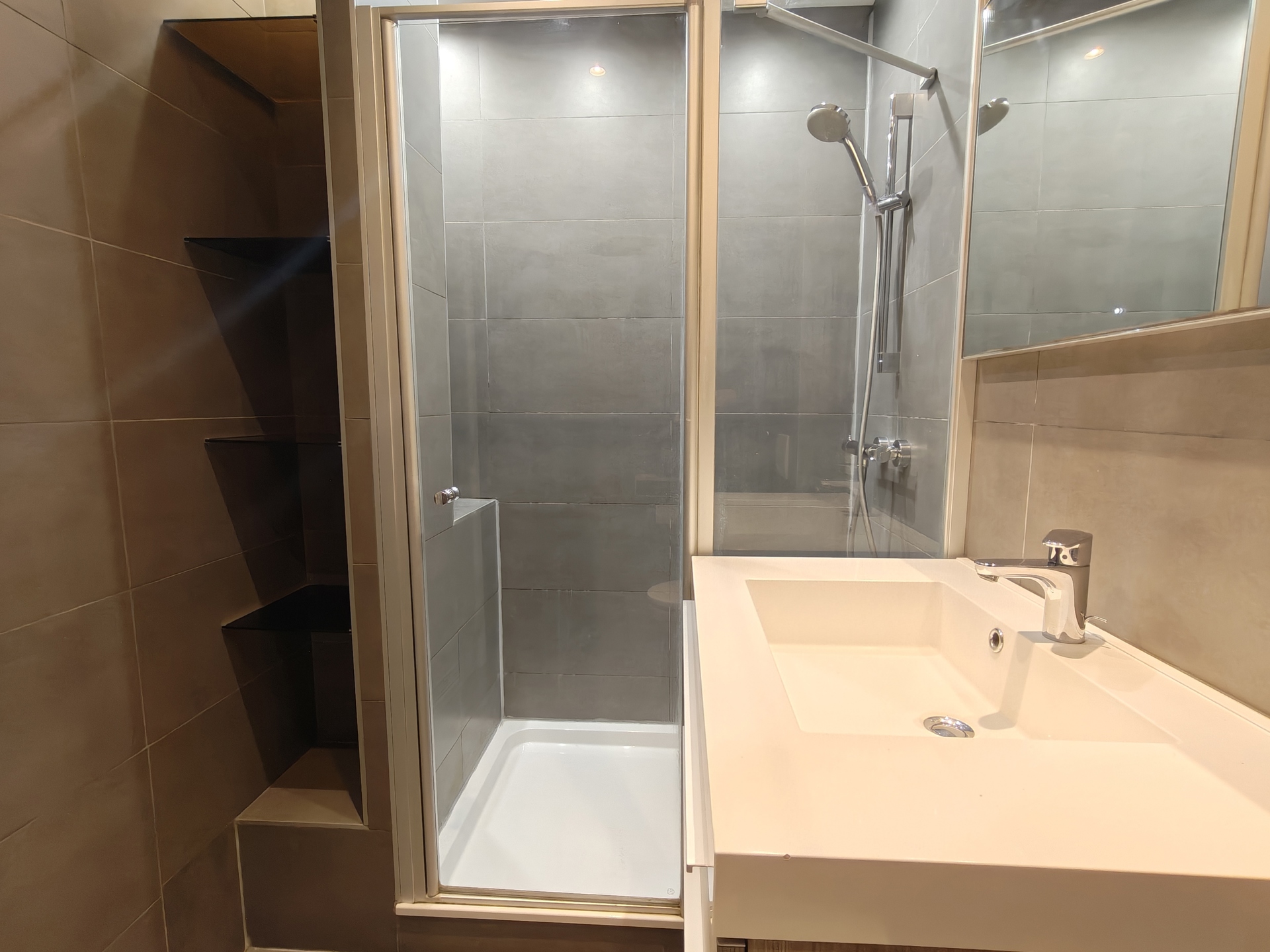 Apartment for rent in Wommelgem with 2 bedrooms - photo 5