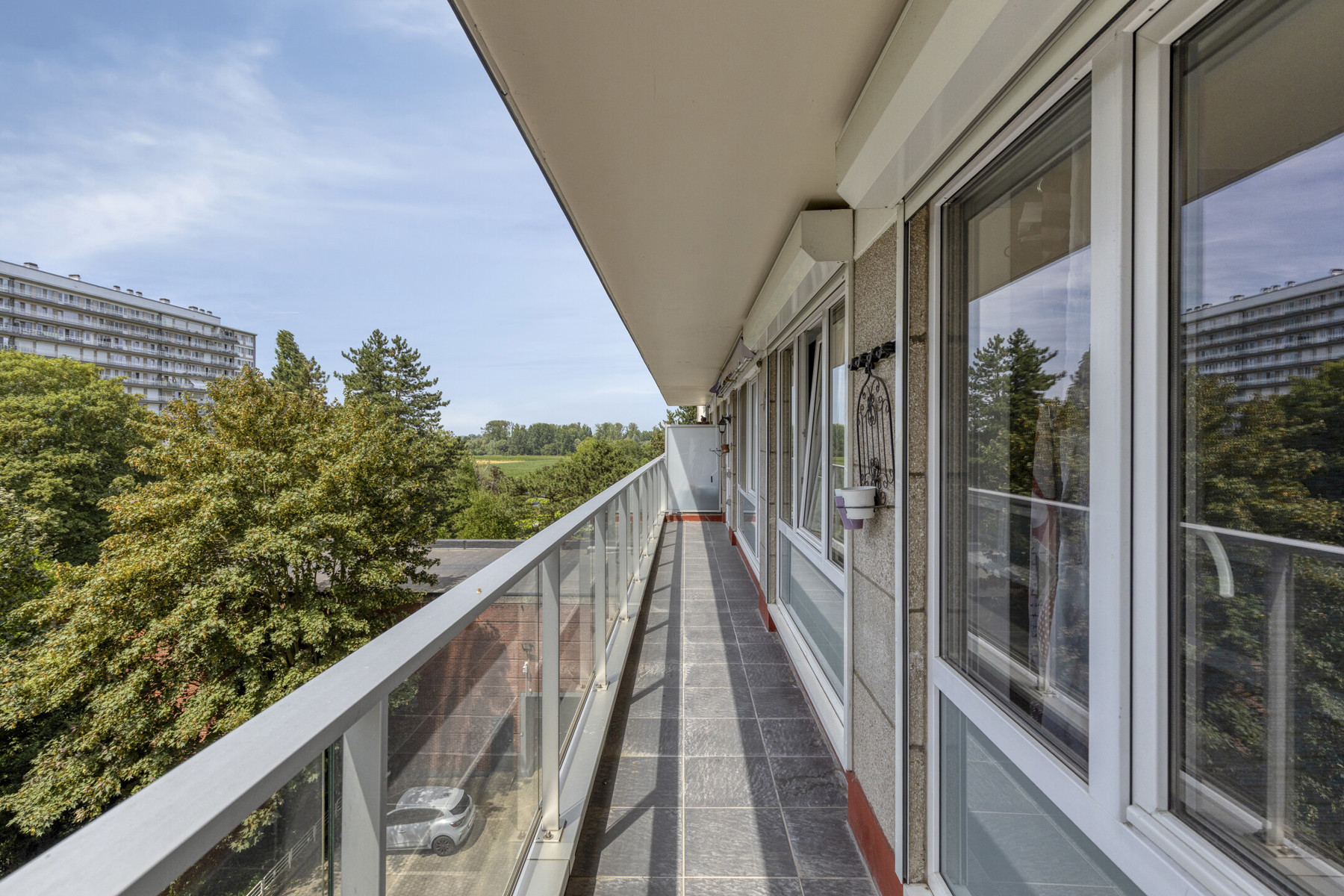 Zeer lichtrijk 2-slaapkamerappartement - foto 4