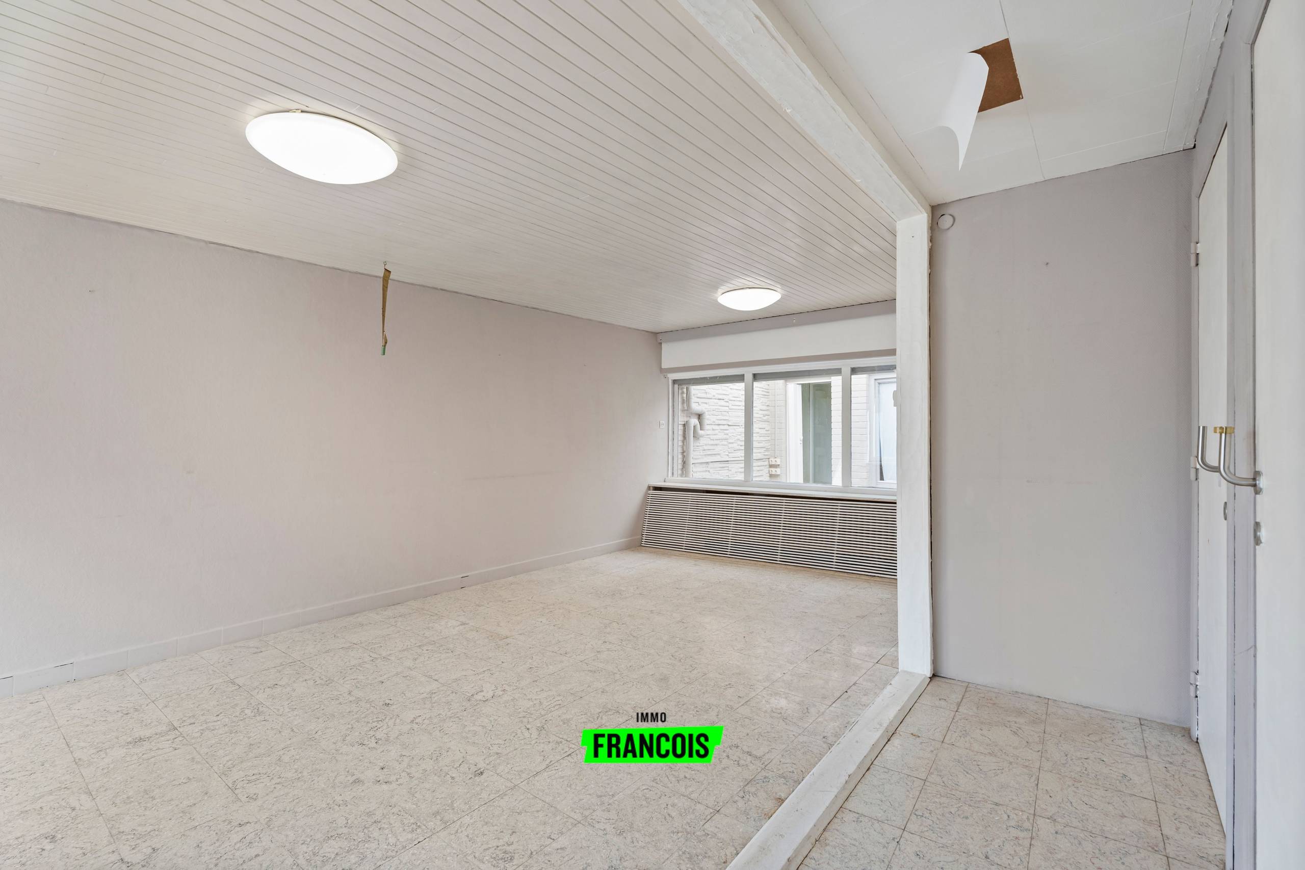 Woning met garage te Krombeke. - foto 4