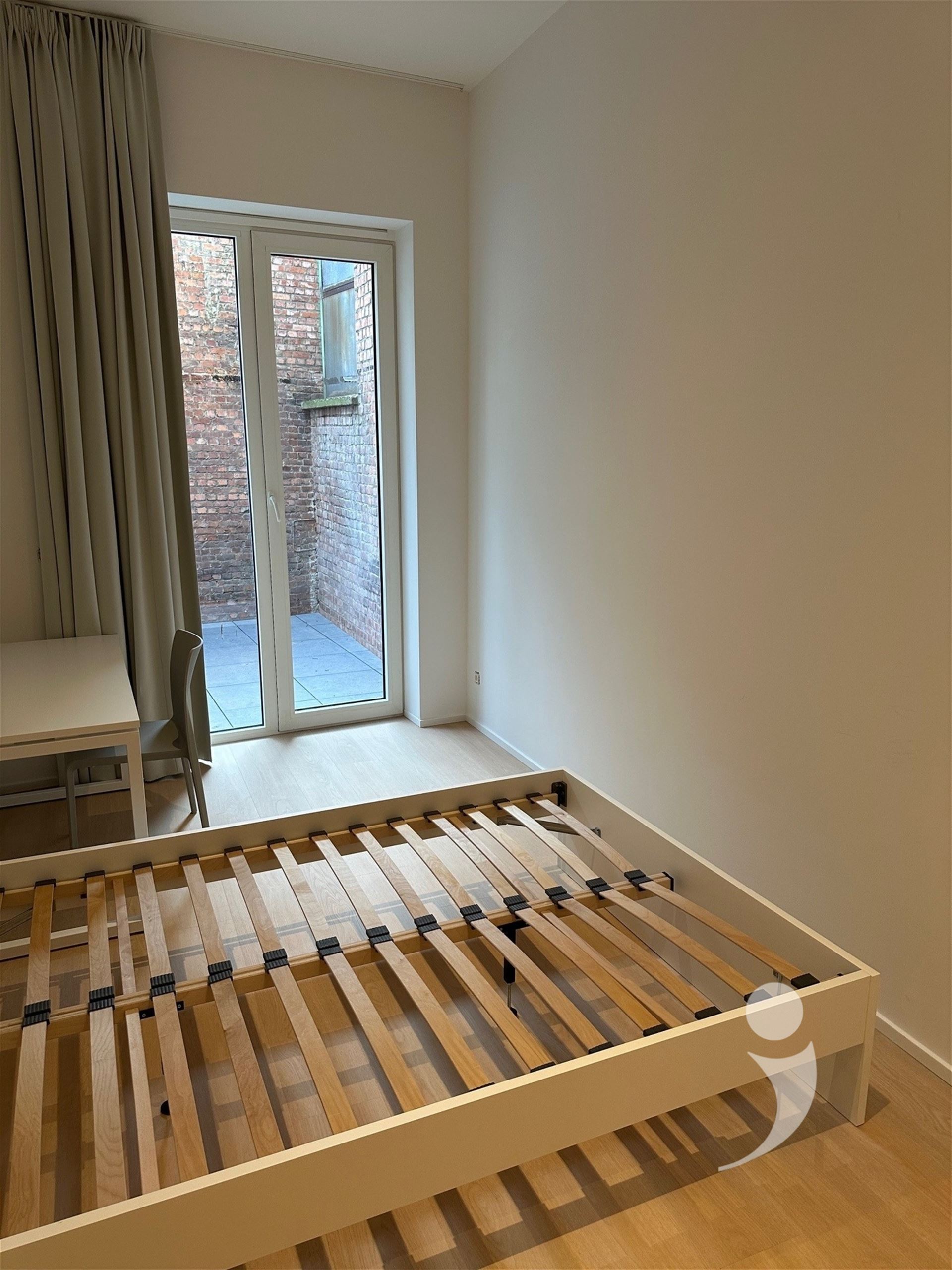 Renovated studio in historic center of Leuven - photo 4