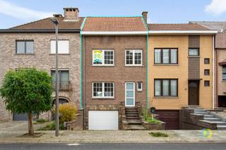 Bel-etage te huur in de rustige en aangename woonwijk van Kassei. Bij het binnenkomen van deze bel-etage komt u terecht in de inkomhal, die...