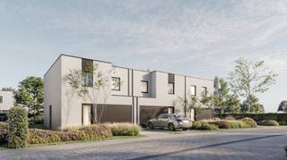 Deze nieuwbouwwoning maakt deel uit van de zesde en tevens ook laatste fase van verkaveling Havenzijde te Lombardsijde. <br /><br />Alle BEN woningen zijn onder andere voorzien van een omheinde tuin, 6 zonnepanelen en een regenwaterput van 5.000 liter. Mits meerprijs kan gekozen worden voor een warmtepomp. <br /><br />De gesloten woning heeft een noordoostgerichte tuin en werd op plan ingedeeld als volgt:<br />Inkom met apart toilet, open en ingerichte keuken, lichtrijke leefruimte met tuin en inpandige garage met berging. Op het verdiep zijn er 3 slaapkamers en een badkamer met inloopdouche verbonden door een nachthal met nog een apart toilet.<br /><br />Oppervlakte woning: 143,20 m²<br />Oppervlakte perceel: 186,56 m²<br /><br />Wens je meer informatie of een bezoek aan de ingerichte modelwoning? Contacteer ons vrijblijvend voor een afspraak.