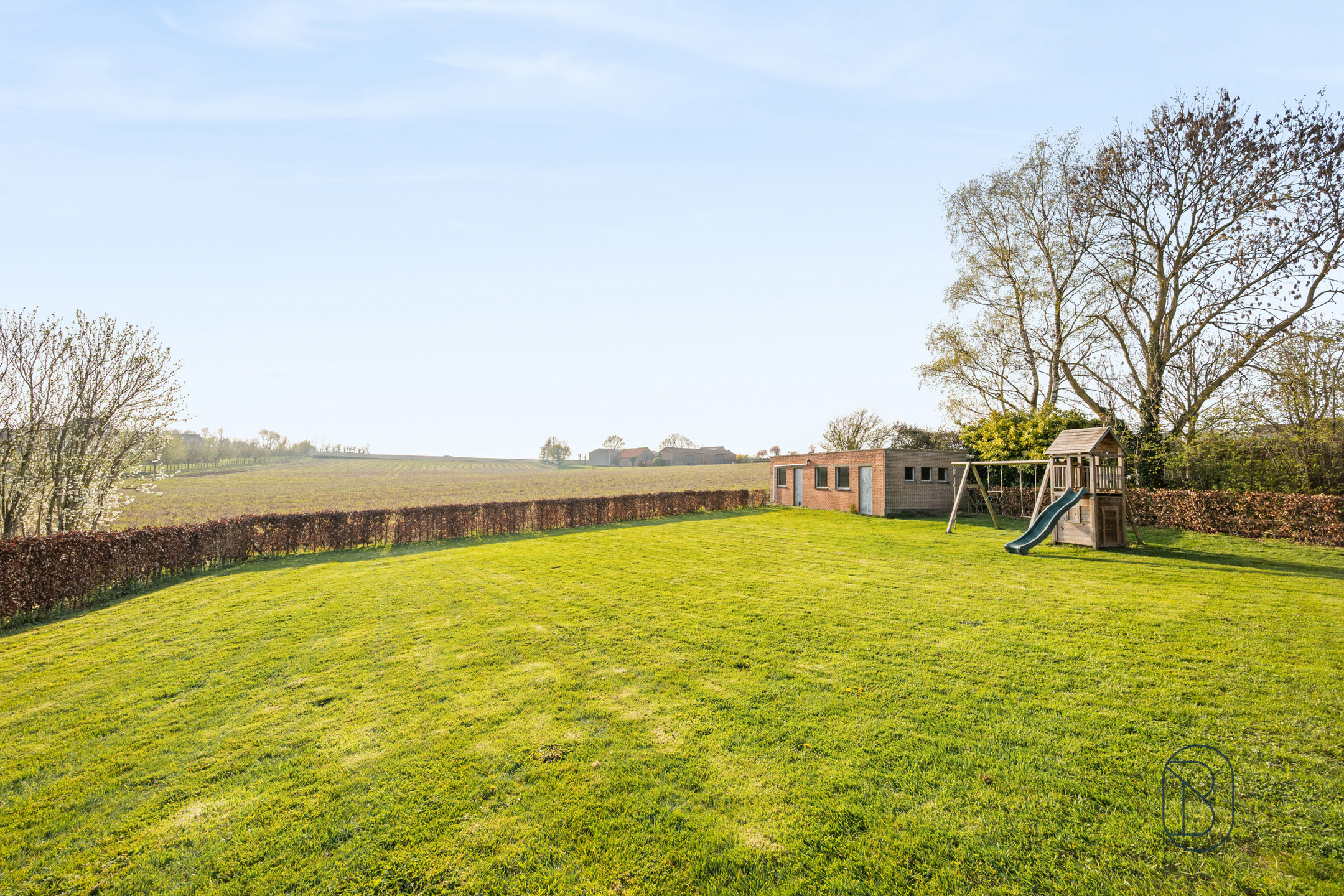 Ruime instapklare villa met prachtige verzichten - foto 2