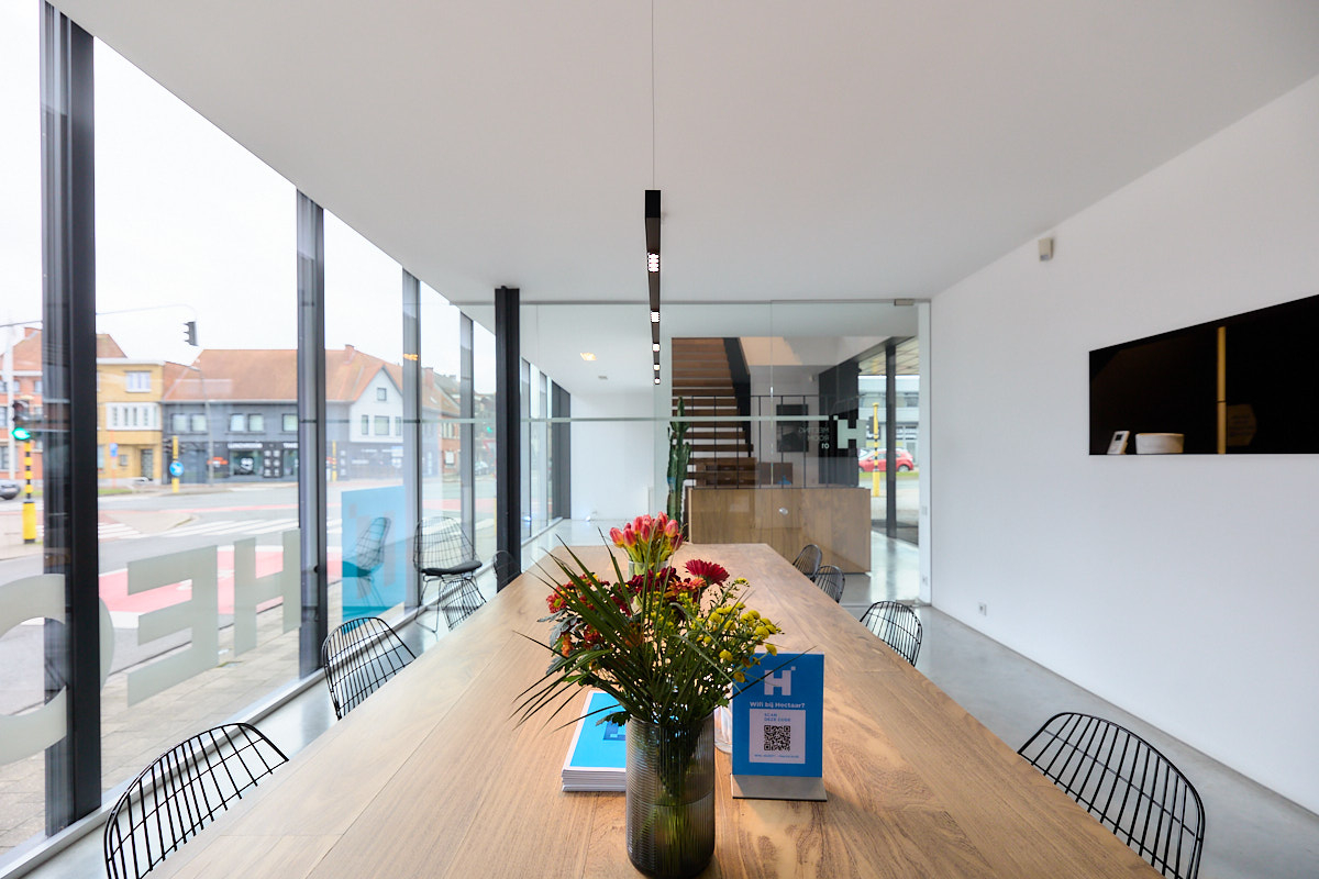 Recent kantoorgebouw te koop op commerciële ligging te Roeselare - foto 5