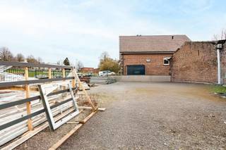 Ruim magazijn op een uiterst strategische ligging in DilbeekBent u op zoek naar een praktische en goed gelegen magazijn in Dilbeek? Dan stellen wij u...