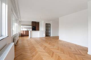 Gunstig gelegen in het gewilde Rubenspark, een appartementencomplex in de buitenwijken van Edegem, bieden wij u dit zeer aantrekkelijke...