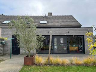 Instapklare woning met 3 slaapkamers in een kindvriendelijke omgevingIn een rustige, doodlopende straat, midden in een kindvriendelijke buurt, vind...