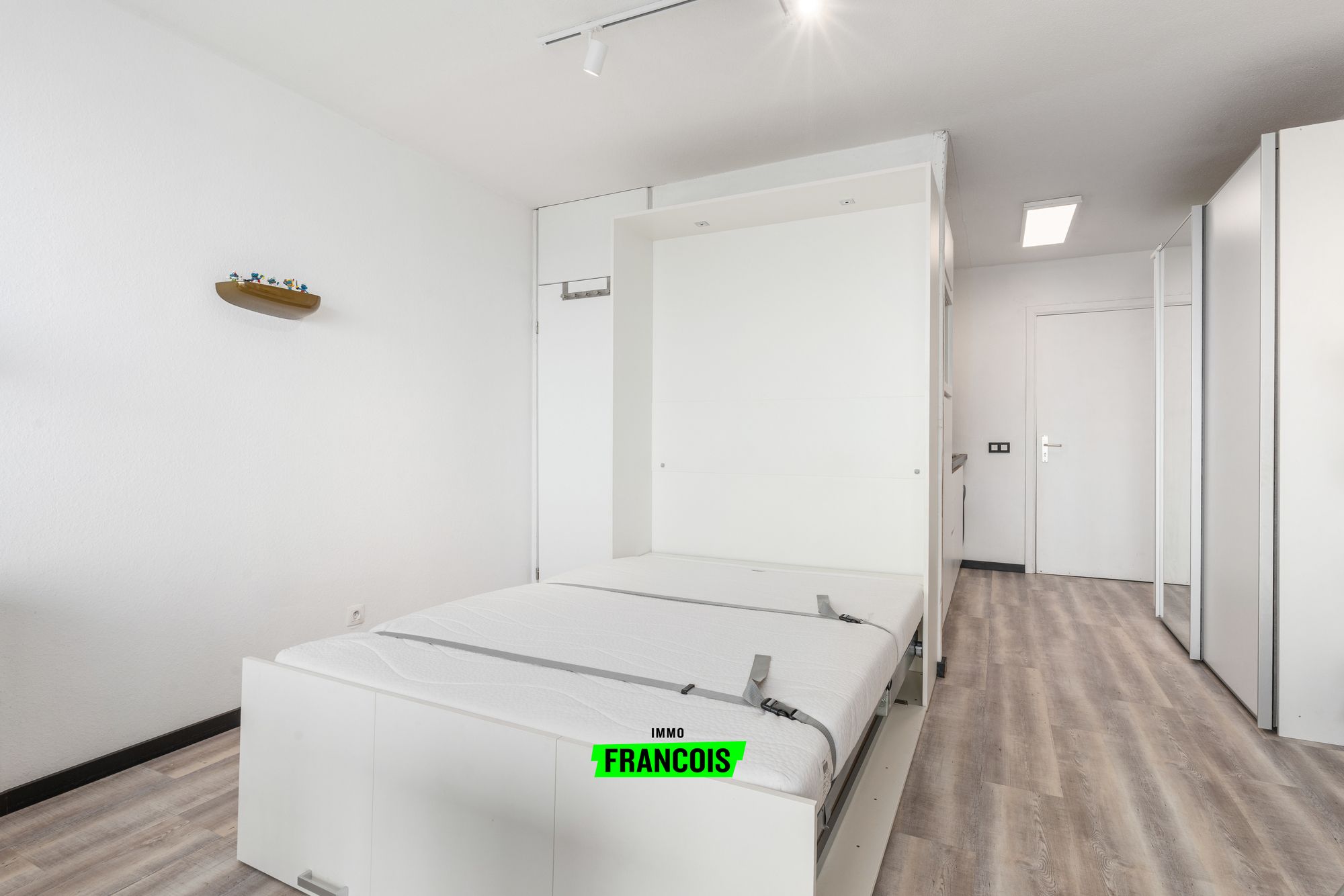 Gerenoveerde (2020) studio met zeezicht en zwembad in residentie Helix – Middelkerke - foto 5