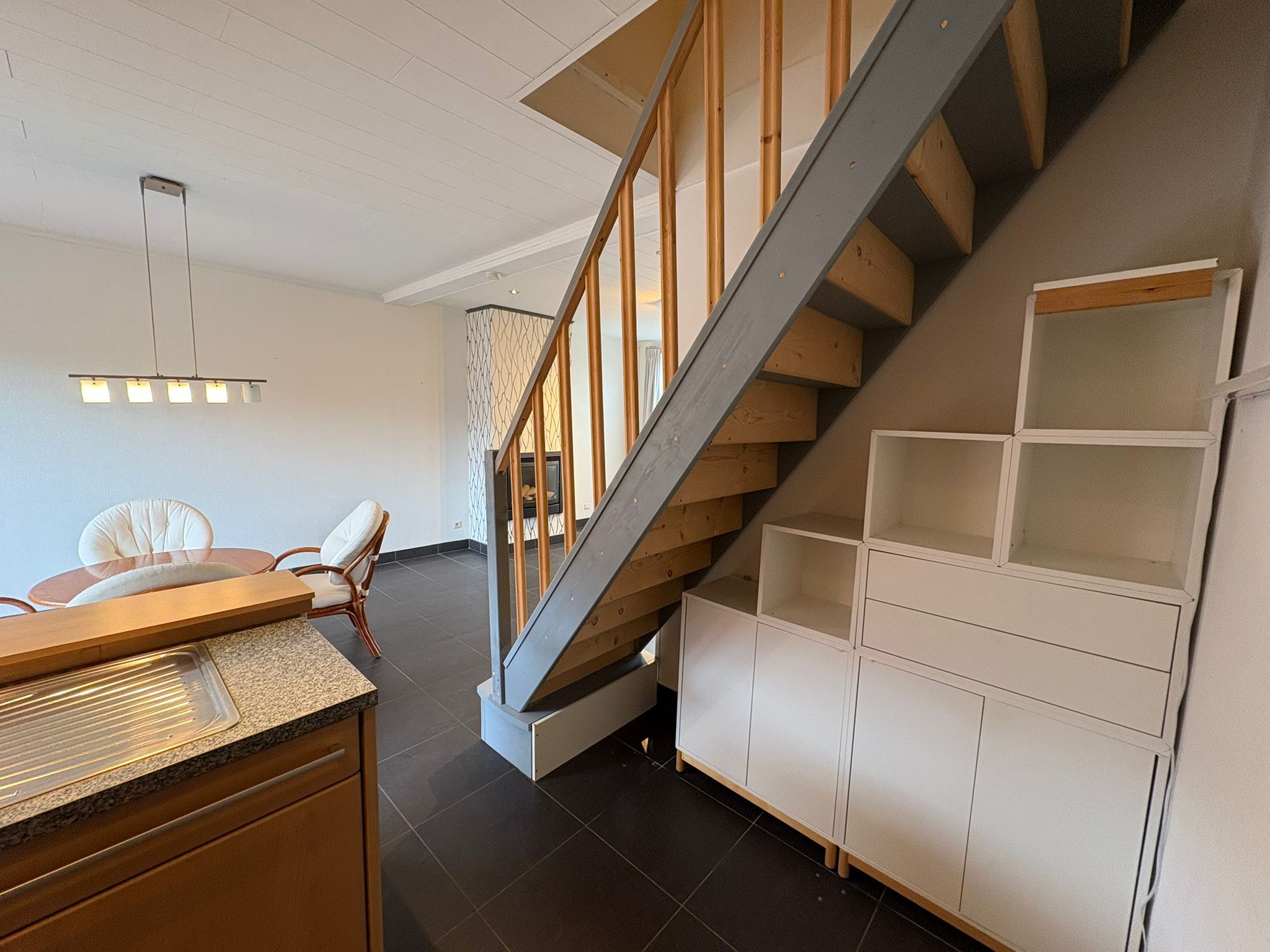 Knusse gemeubelde gezinswoning met 3 slaapkamers in Oud Stene – Oostende. - foto 5