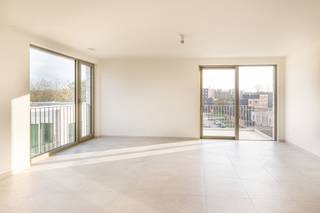 Ontdek dit prachtige nieuwbouwappartement in een rustige wijk, op slechts 10 minuten fietsen van het centrum van Mechelen.Het appartement bevindt...