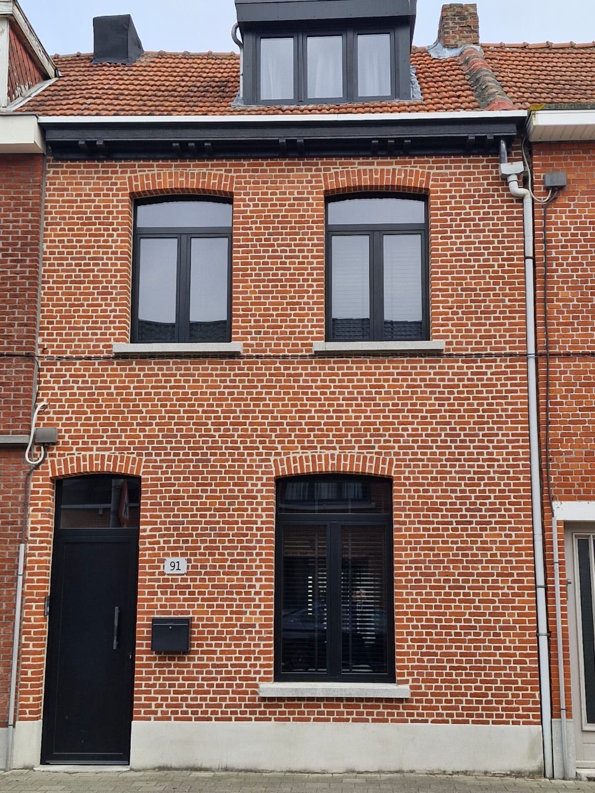 Maison à vendre à Schoten avec 3 chambres - photo 1