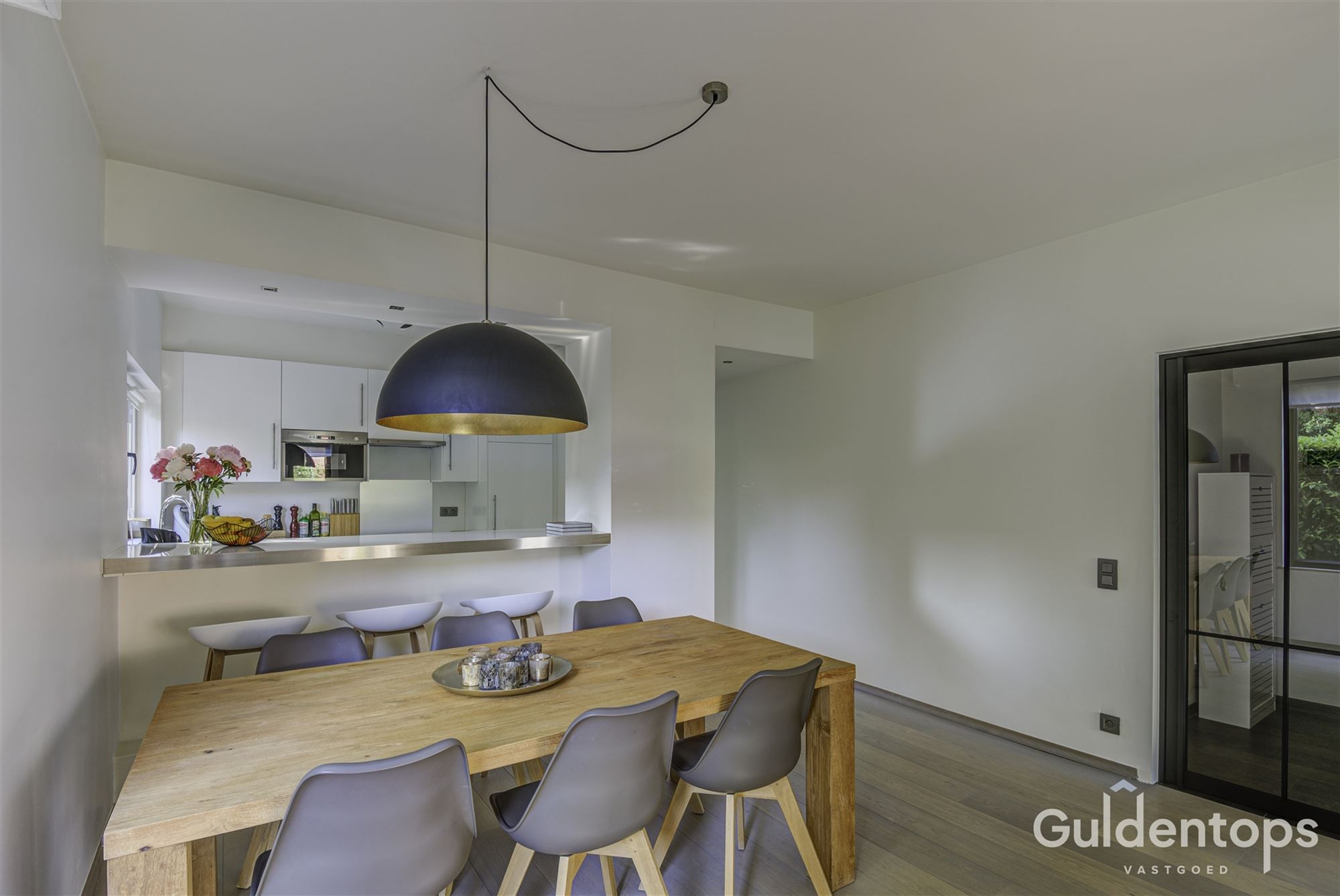 Modern ruim gelijkvloers (2 slk) appartement met ruime tuin - foto 4