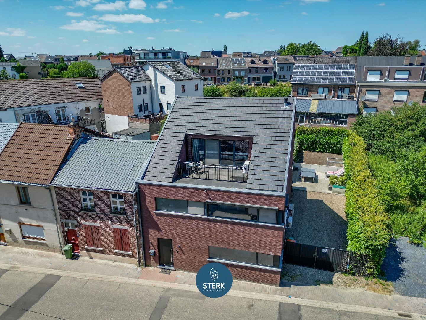 EIGENTIJDSE WONING (EPC LABEL A) MET MAASTRICHT BINNEN HANDBEREIK ! - foto 2