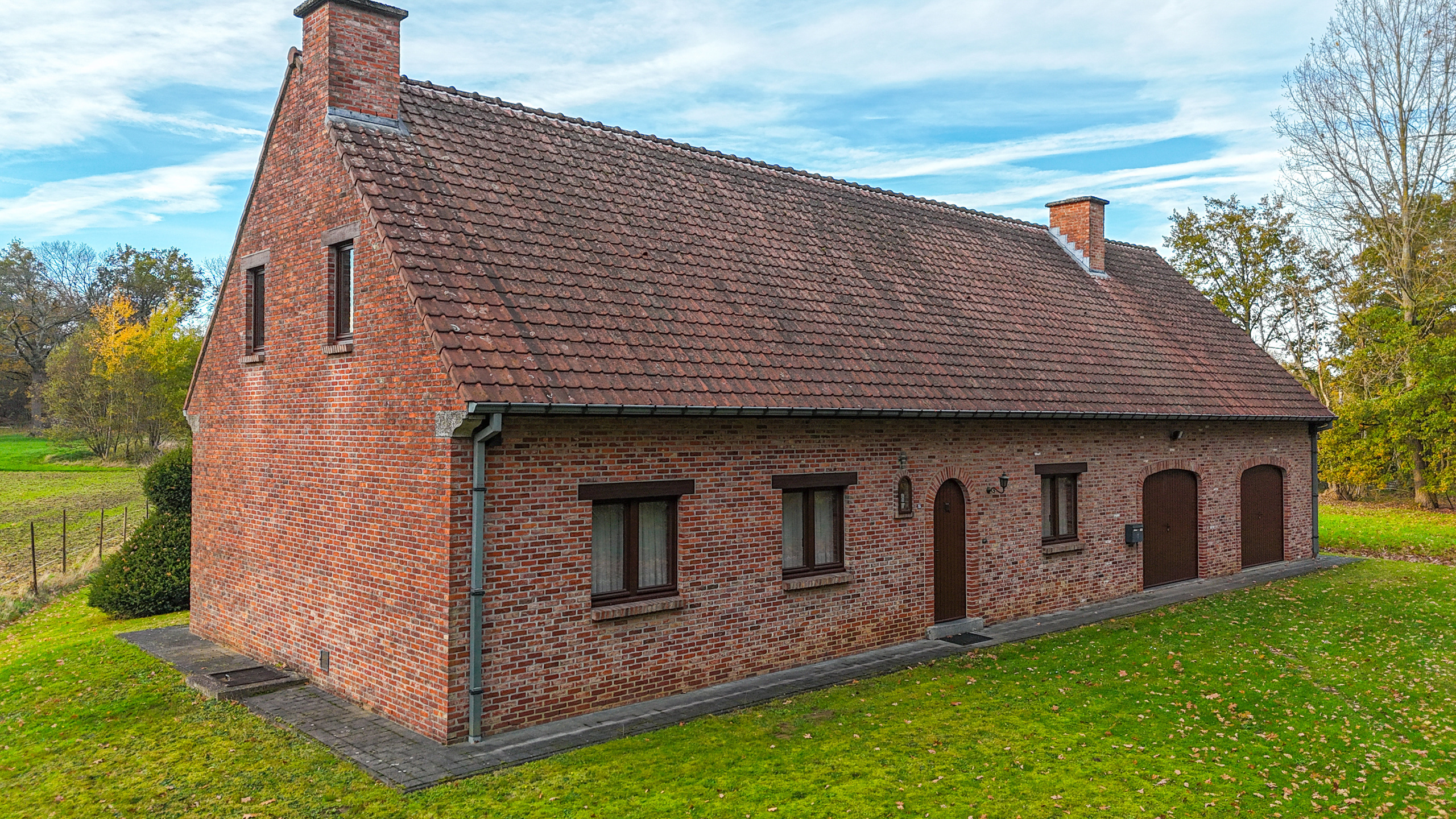 Exclusieve hoeve op 40are met bosrijke ligging te Paal! - foto 2