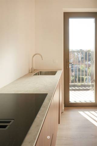 SINT NIKLAAS Looking for a cozy, renovated apartment in the heart of the city? Then this charming apartment is exactly what you are looking for! Some...