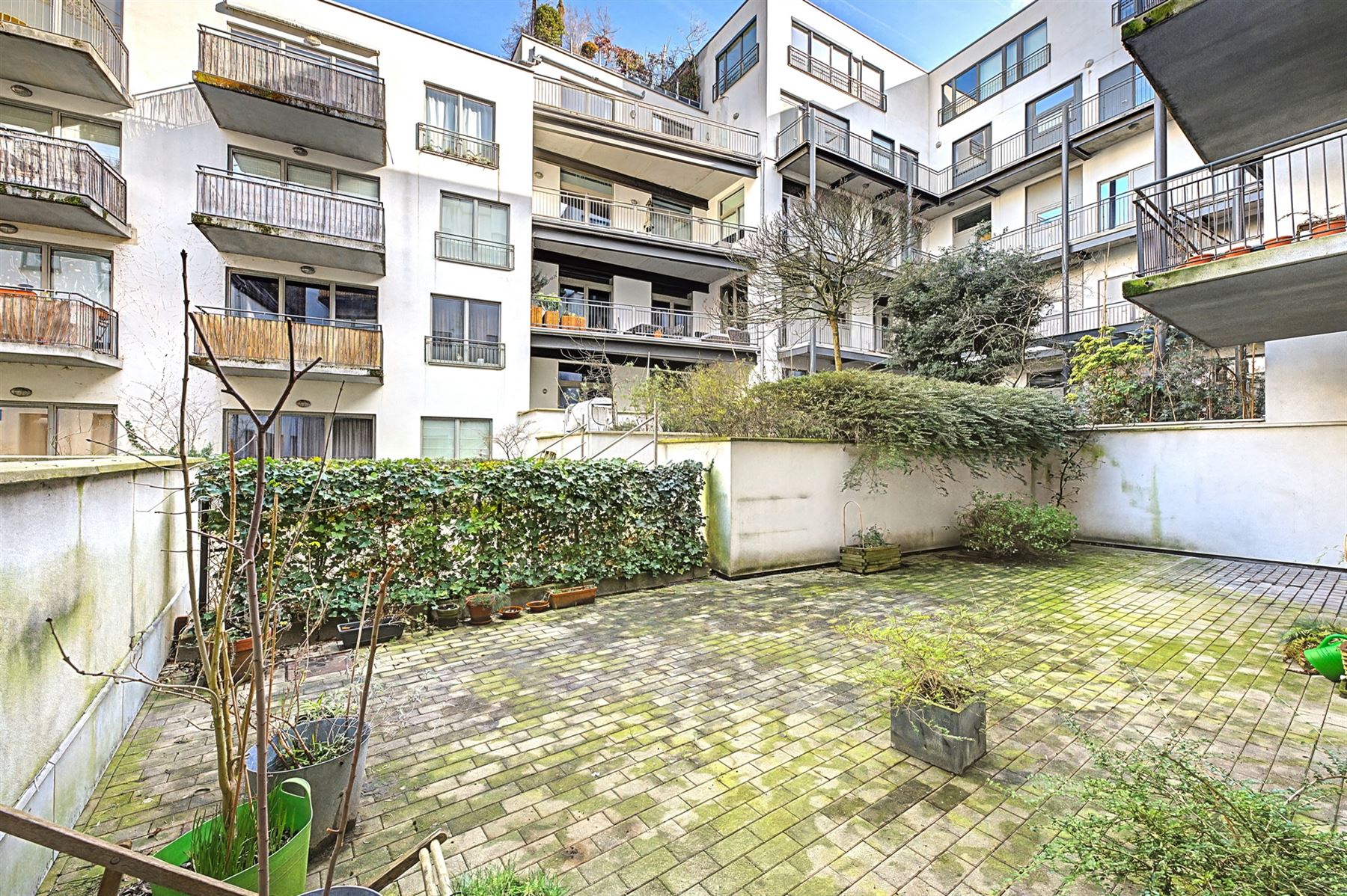 Appartement te huur in Brussel met 1 slaapkamer - foto 2
