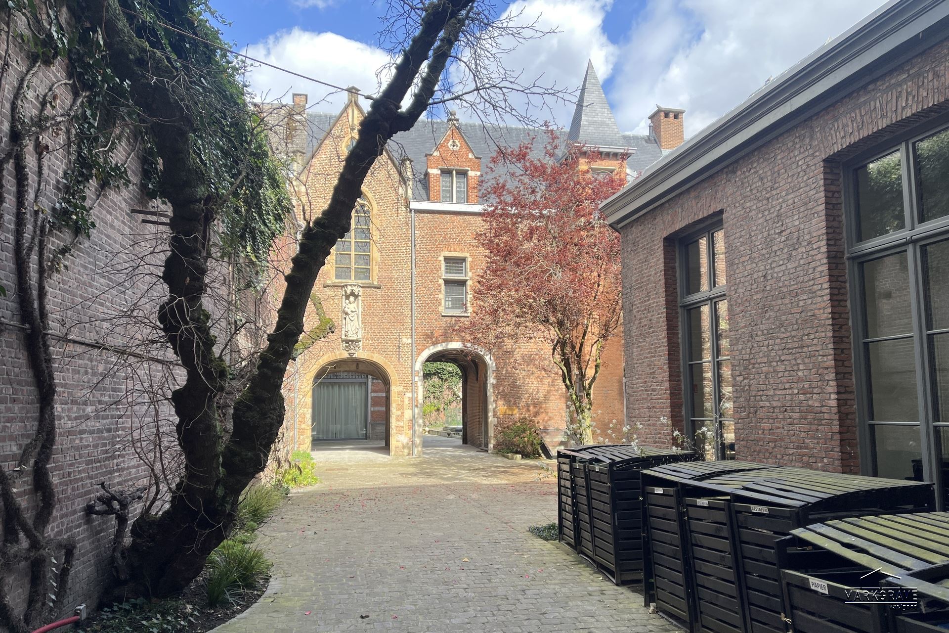 Uniek Appartement in historisch gebouw dakterras - foto 2